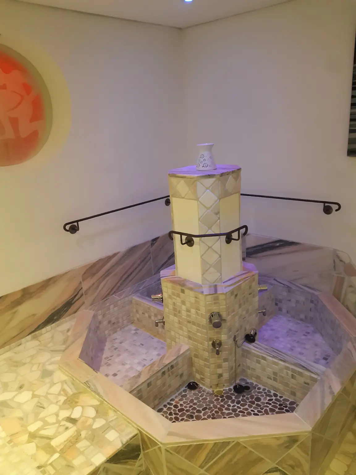 Schlosserei Martin Hoebel Gelaender Innen Projekt Becken 01