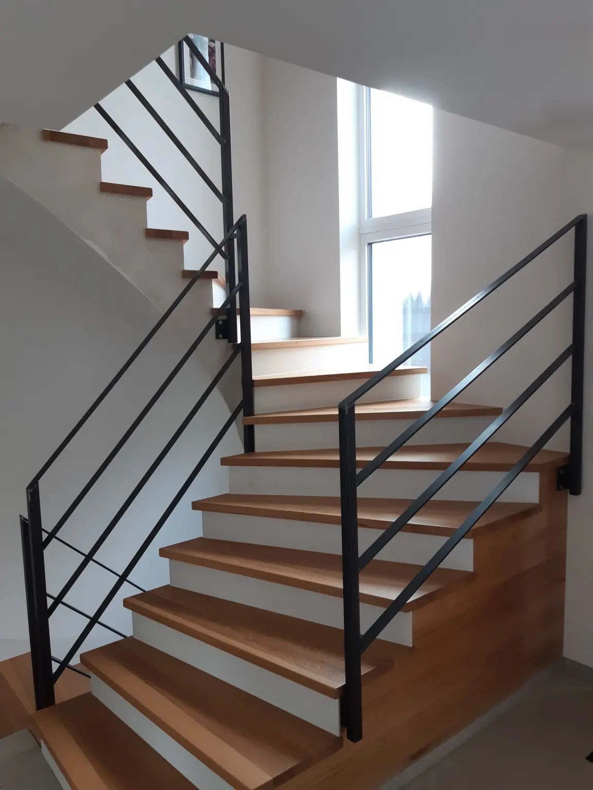 Schlosserei Martin Hoebel Treppen Gelaender Innen Projekt 02 01